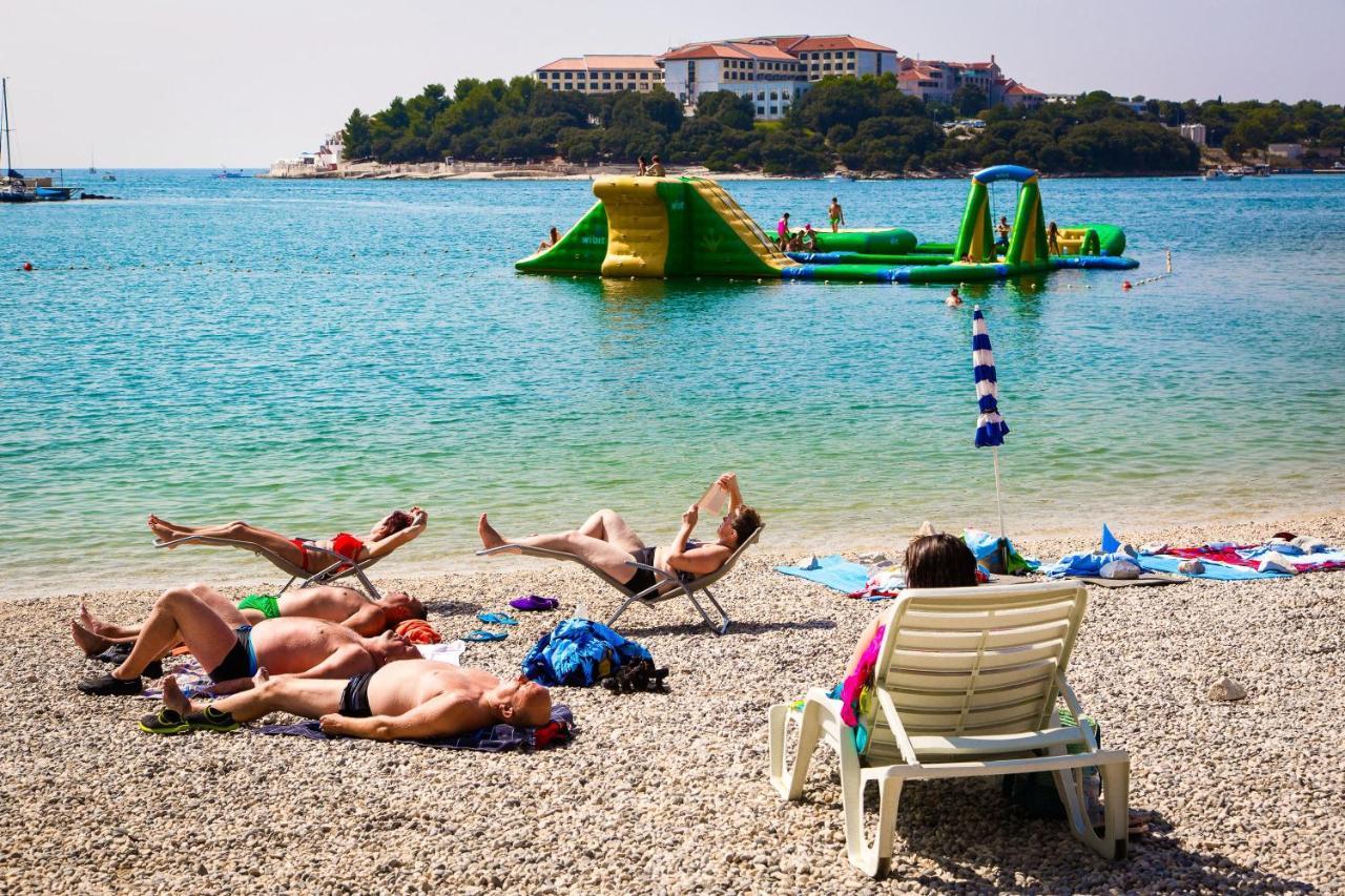 Holiday Apartment 50M From The Beach Пєщана-Увала Екстер'єр фото