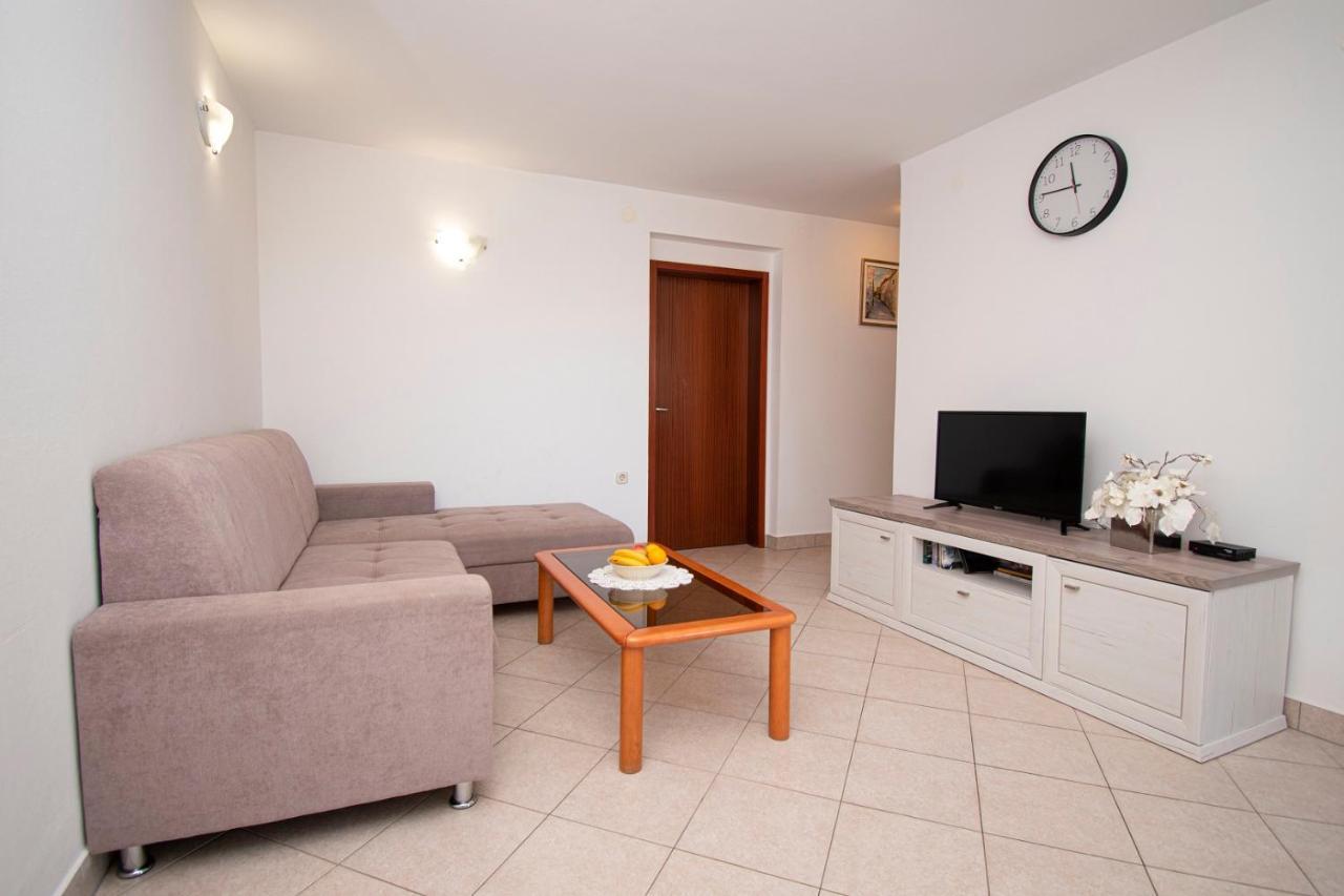 Holiday Apartment 50M From The Beach Пєщана-Увала Екстер'єр фото
