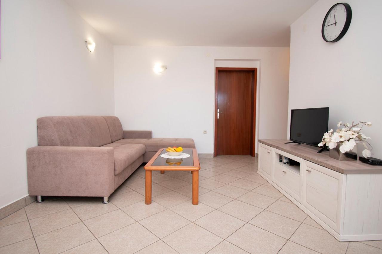 Holiday Apartment 50M From The Beach Пєщана-Увала Екстер'єр фото