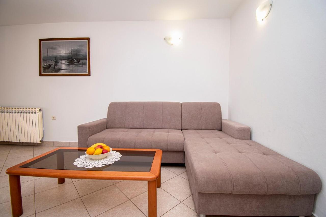 Holiday Apartment 50M From The Beach Пєщана-Увала Екстер'єр фото
